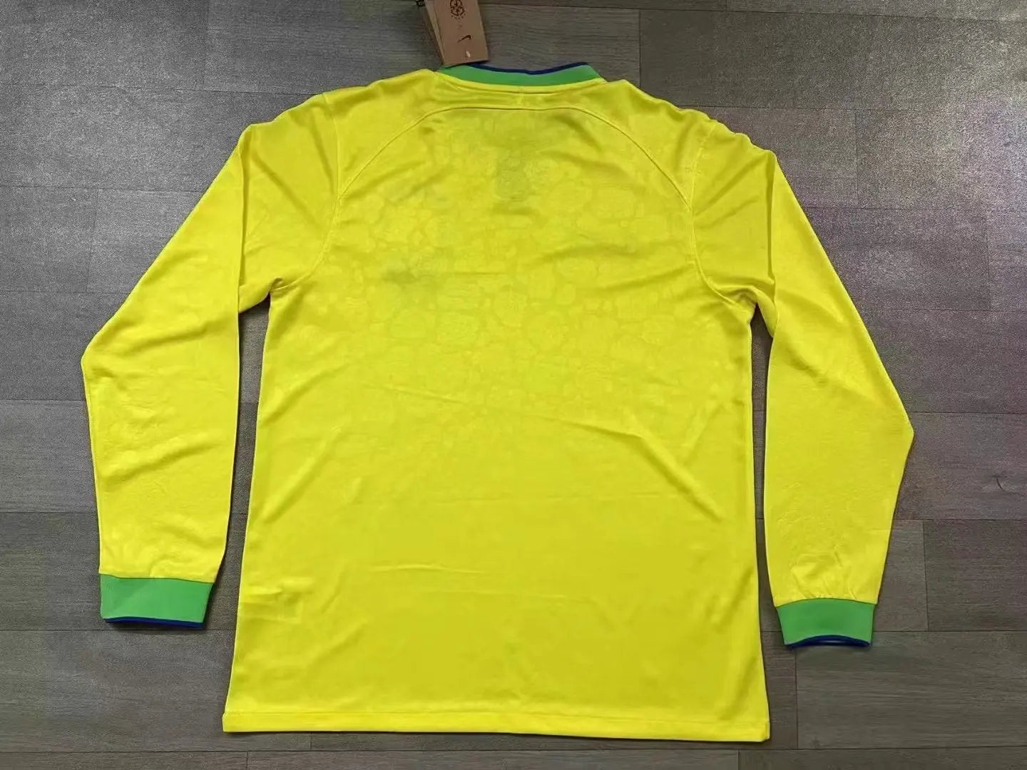MAILLOT BREZIL DOMICILE 2022 VERSION MANCHES LONGUES - Maillot du Monde