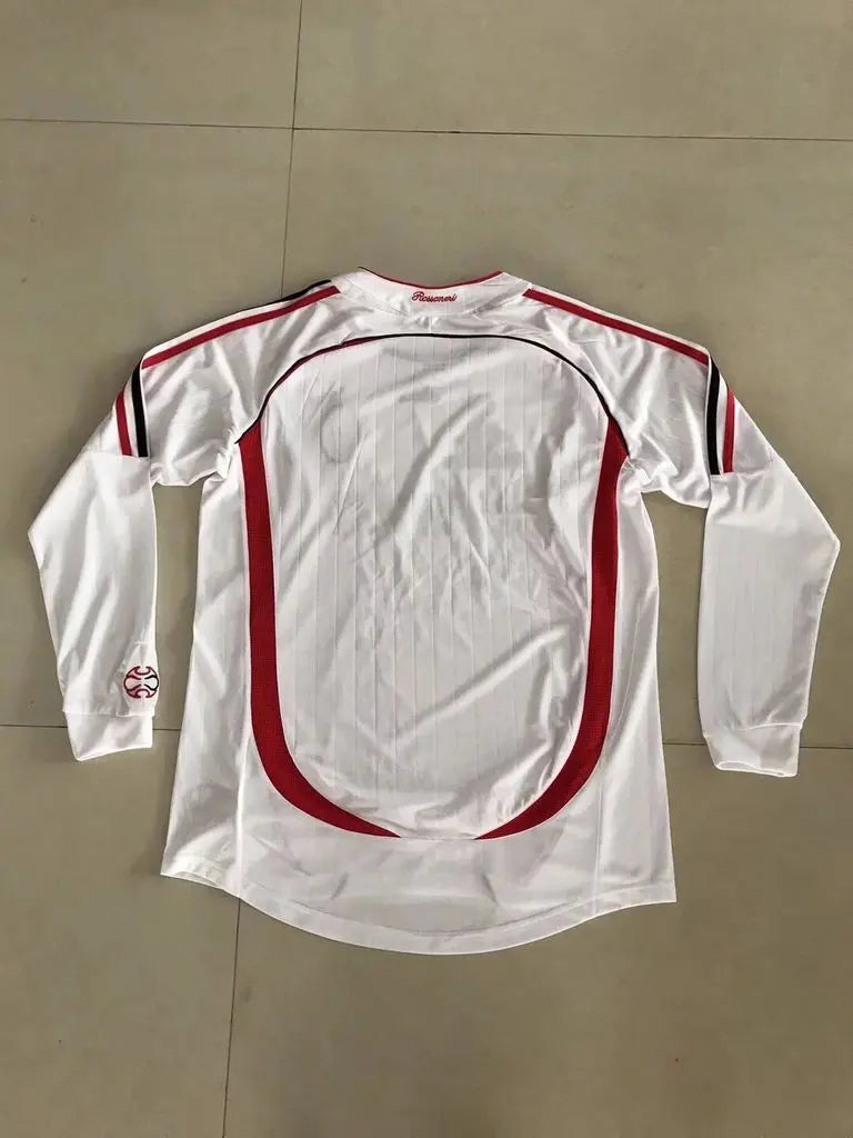 MAILLOT RETRO AC MILAN EXTÉRIEUR 2006/2007 VERSION MANCHES LONGUES - Maillot du Monde