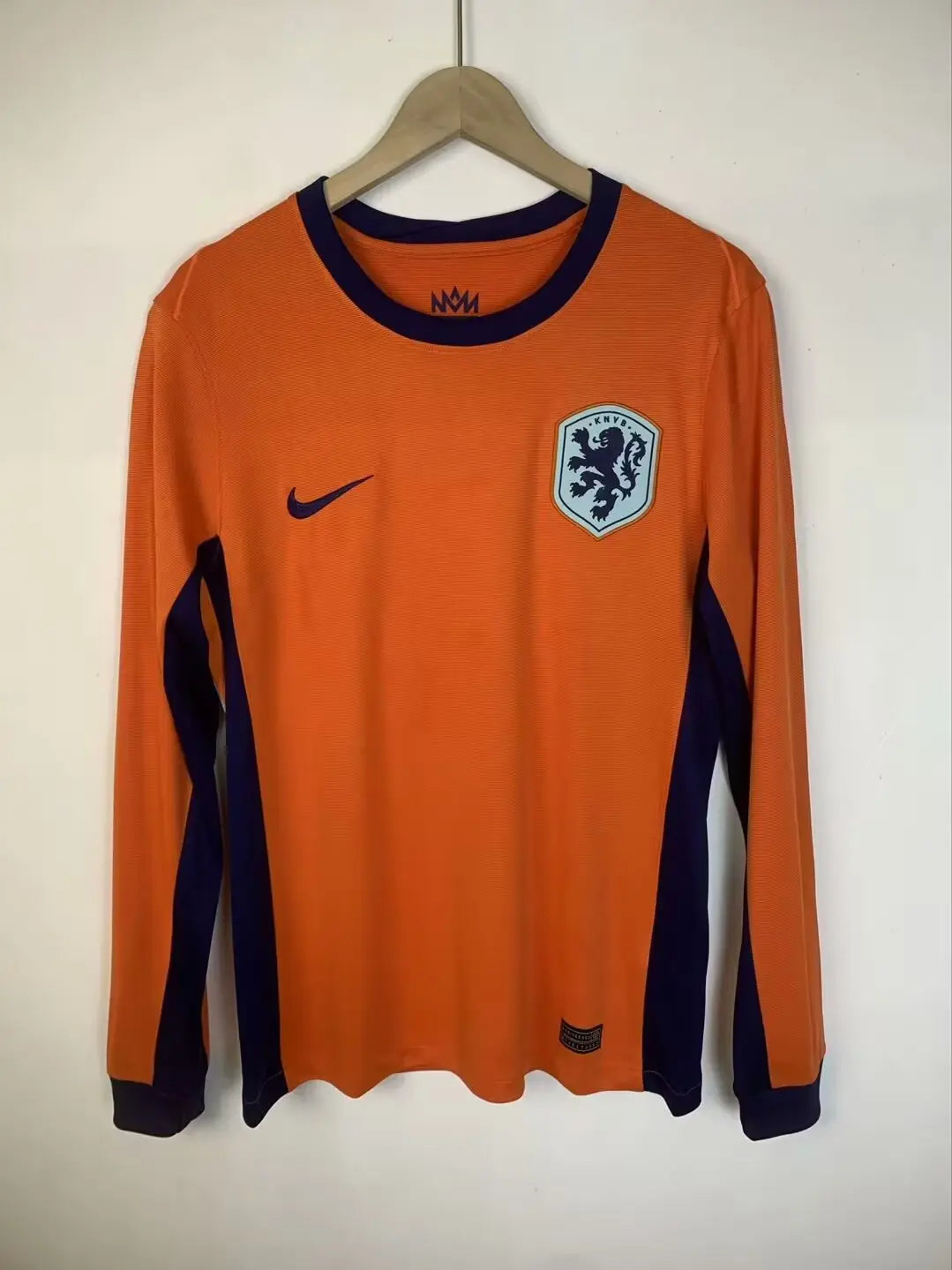MAILLOT PAYS BAS 2024 VERSION MANCHES LONGUES - Maillot du Monde