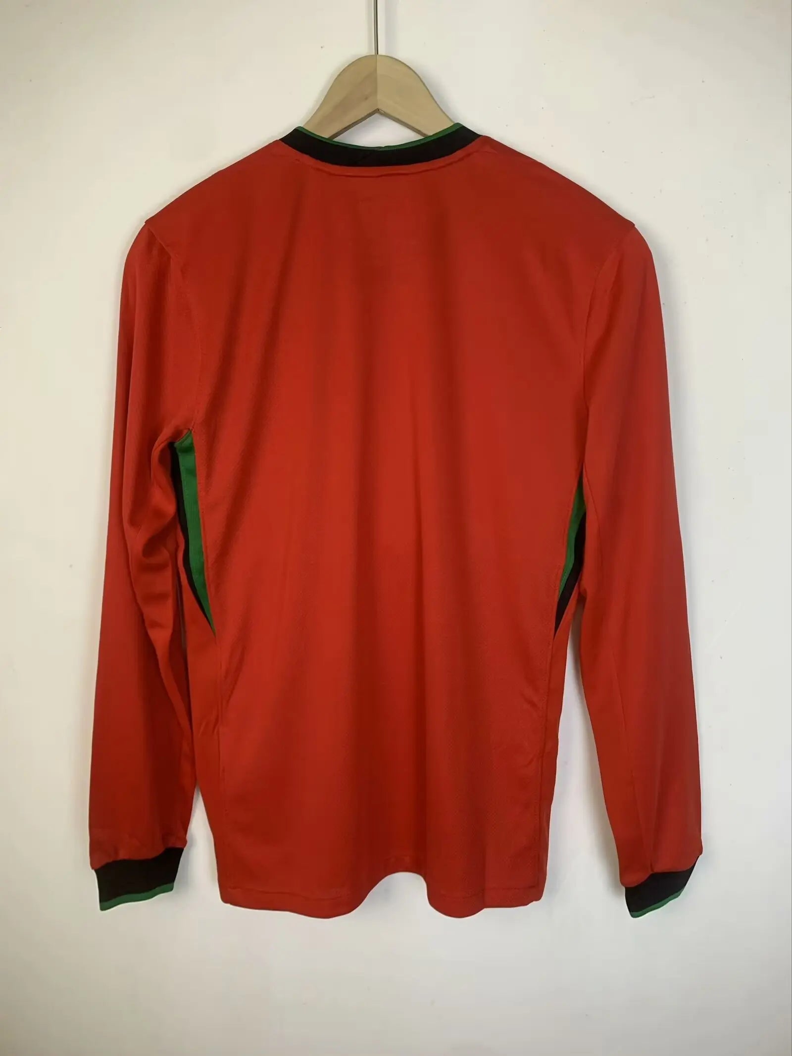 MAILLOT PORTUGAL DOMICILE 2024 VERSION MANCHES LONGUES - Maillot du Monde