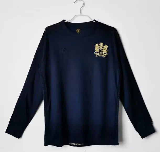 MAILLOT MANCHESTER CITY 1968 VERSION MANCHES LONGUES - Maillot du Monde