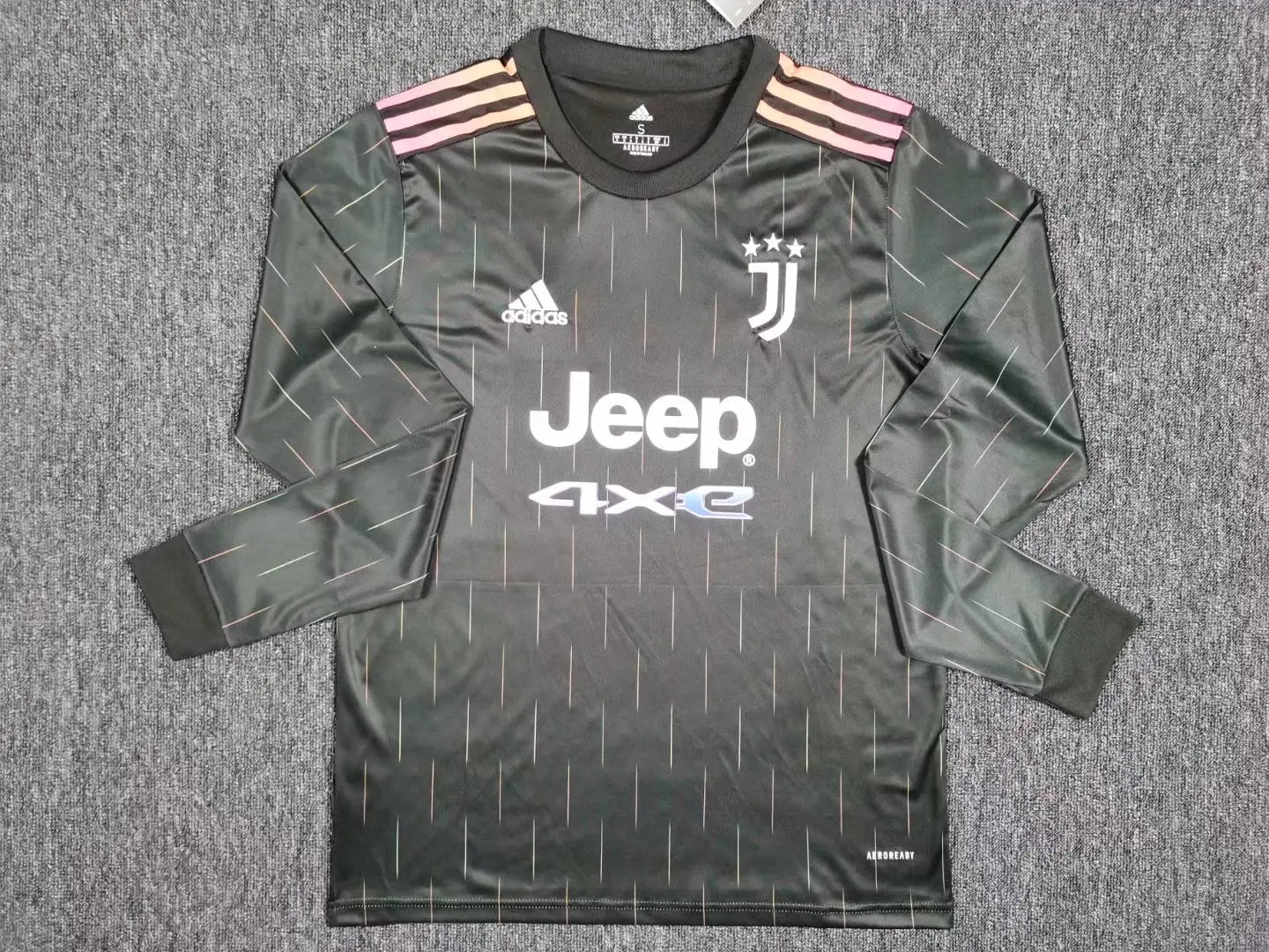 MAILLOT JUVENTUS EXTÉRIEUR 2021/2022 VERSION MANCHES LONGUES - Maillot du Monde