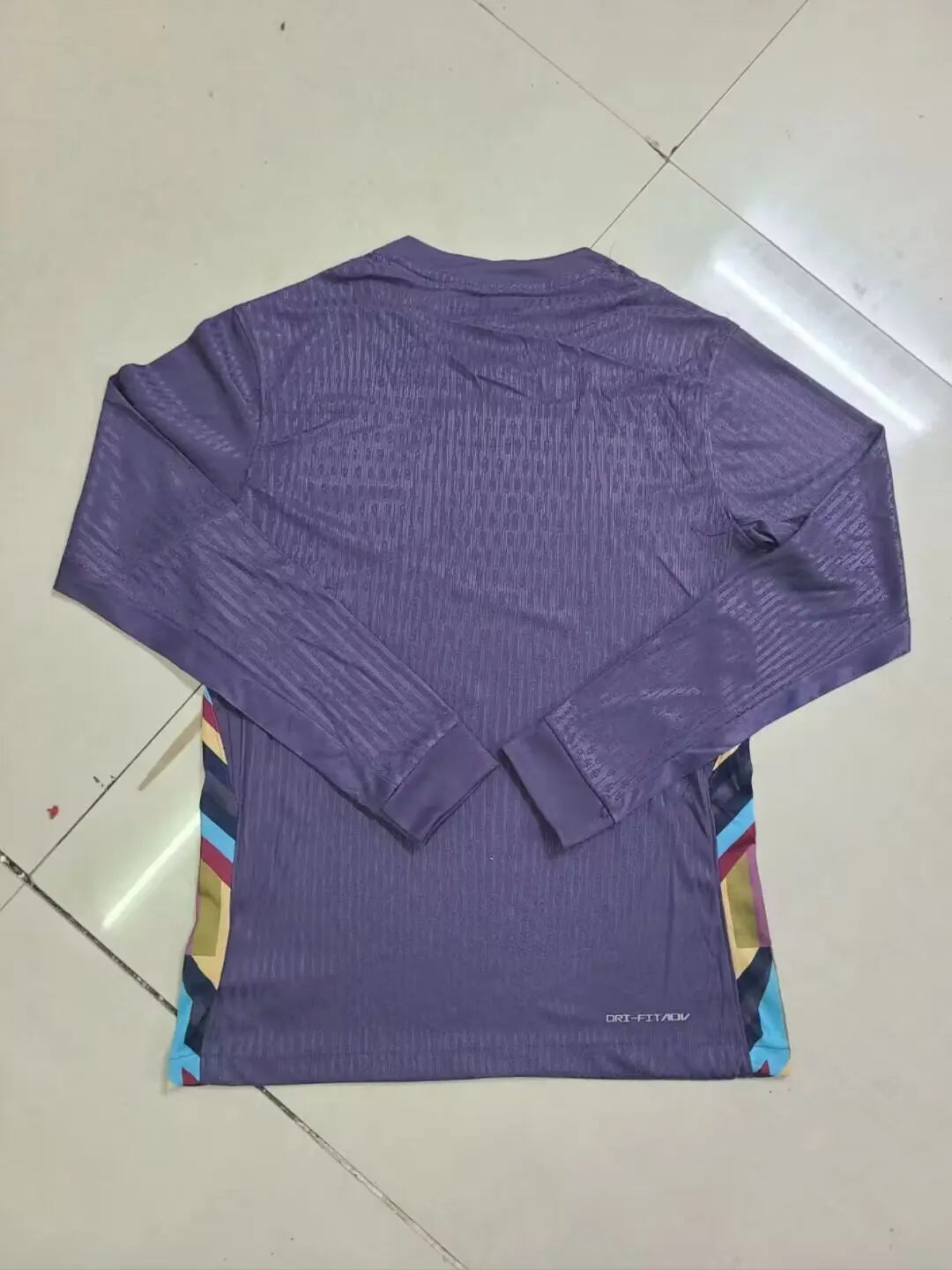 MAILLOT ANGLETERRE EXTÉRIEUR 2024 VERSION MANCHES LONGUES - Maillot du Monde