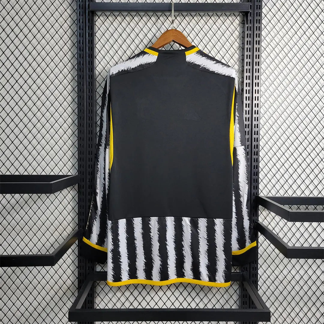 MAILLOT JUVENTUS DOMICILE 2023/2024 VERSION MANCHES LONGUES - Maillot du Monde