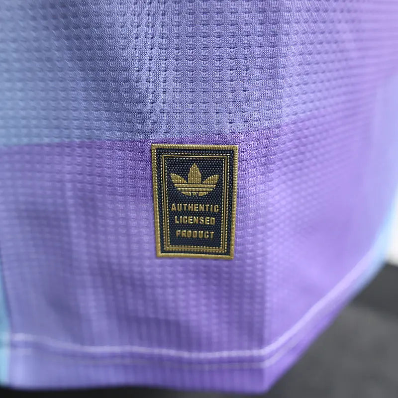 MAILLOT ARSENAL EXTÉRIEUR 2024/2025 VERSION MANCHES LONGUES - Maillot du Monde