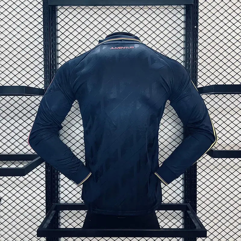 MAILLOT JUVENTUS 2024/2025 VERSION MANCHES LONGUES - Maillot du Monde