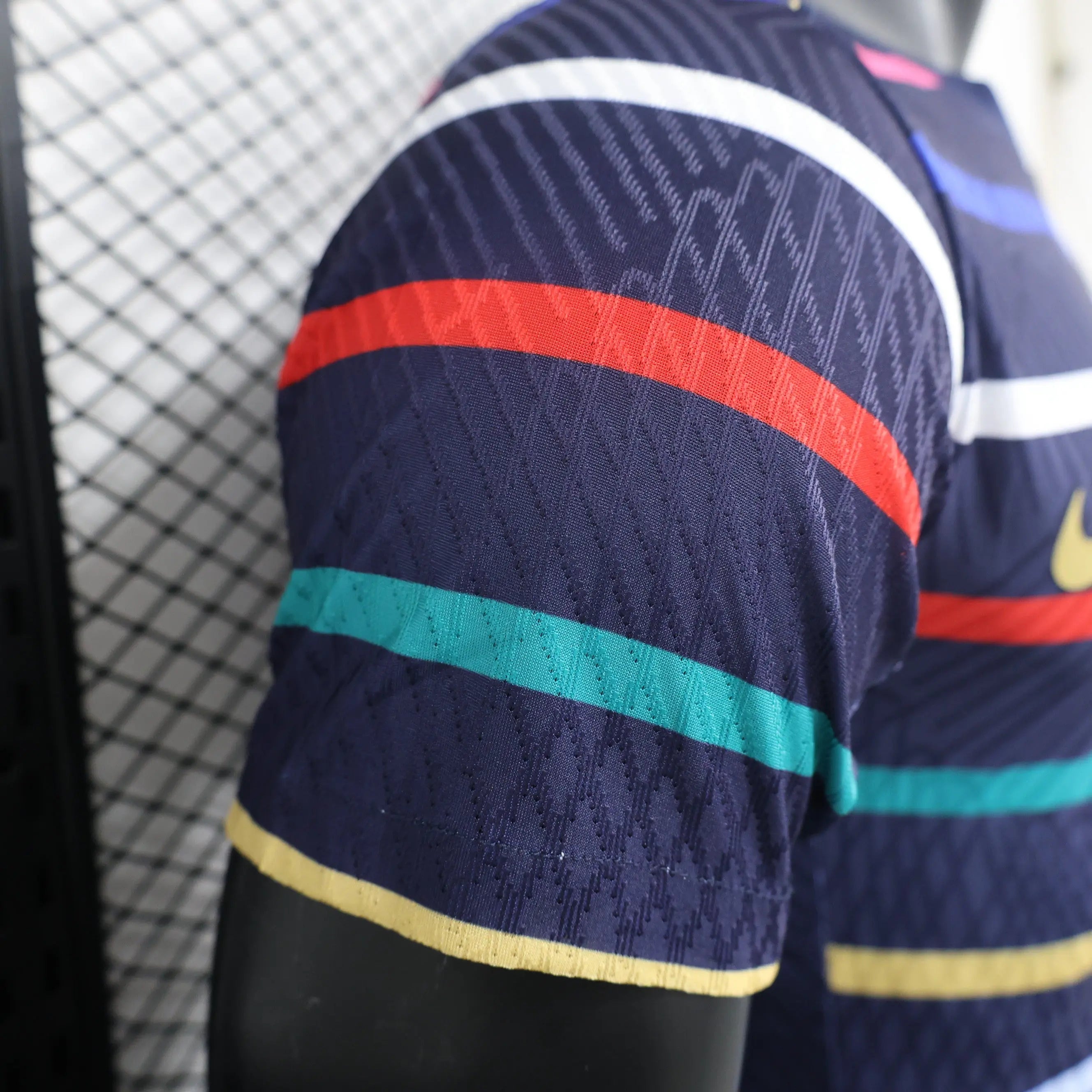 MAILLOT FRANCE ENTRAINEMENT 2024/2025 - Maillot du Monde