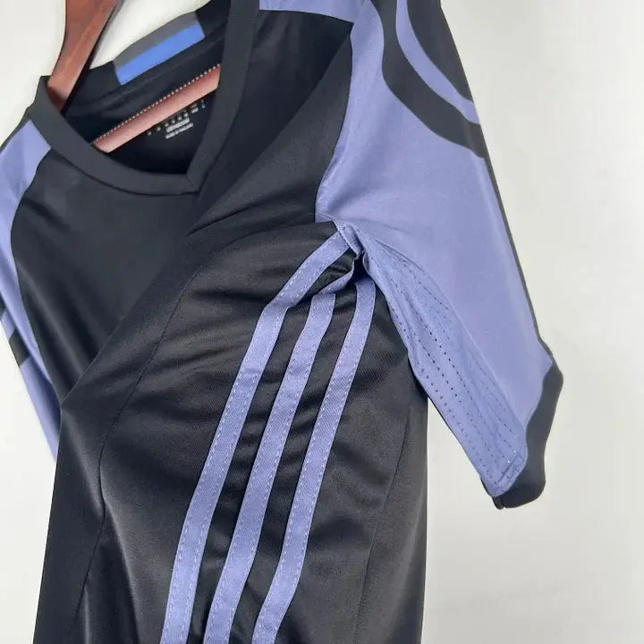 MAILLOT RETRO REAL MADRID 2016/2017 - Maillot du Monde